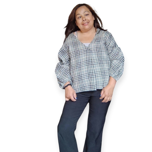 Zara Women's small Ruffled Sleeve Black and Cream Plaid Top - Picture 2 of 16